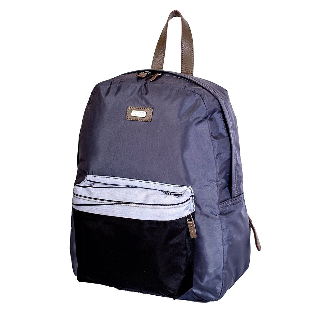 The Daypack in Nylon